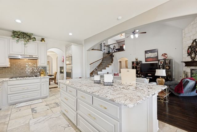11516 Compton Trail, Fort Worth, TX 76244