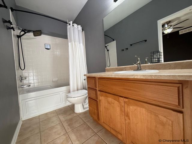 1720 MAROON DR, Cheyenne, WY 82001