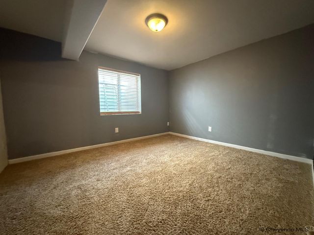 1720 MAROON DR, Cheyenne, WY 82001