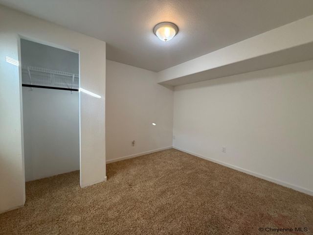 1720 MAROON DR, Cheyenne, WY 82001