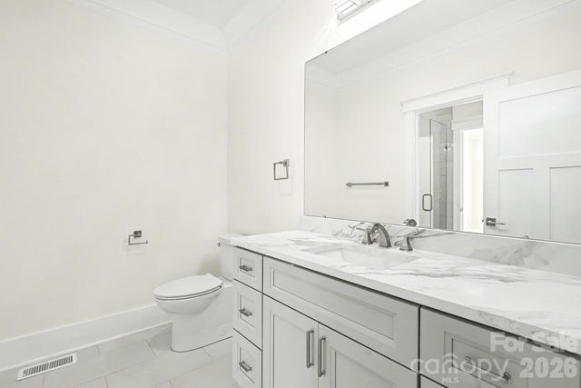 4304 Tangle Drive, Charlotte, NC 28211