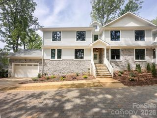 4304 Tangle Drive, Charlotte, NC 28211