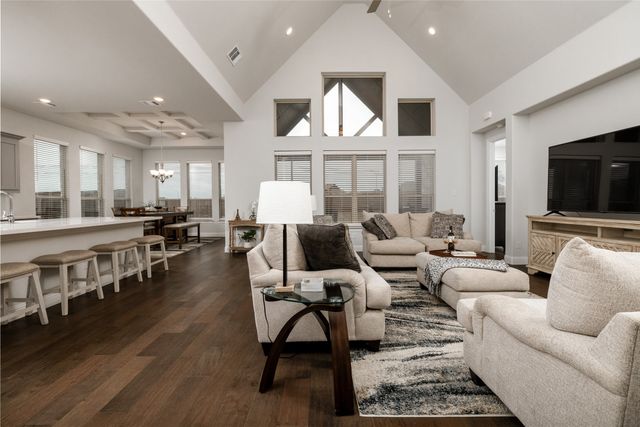 902 Lannister Street, Mansfield, TX 76063