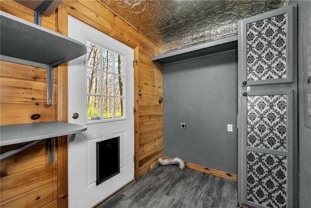 12825 E Wallin Mountain Road, West Fork, AR 72774