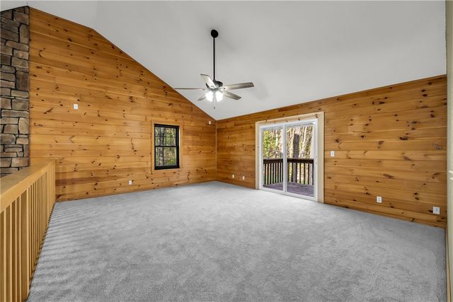 12825 E Wallin Mountain Road, West Fork, AR 72774