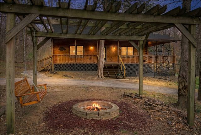 12825 E Wallin Mountain Road, West Fork, AR 72774