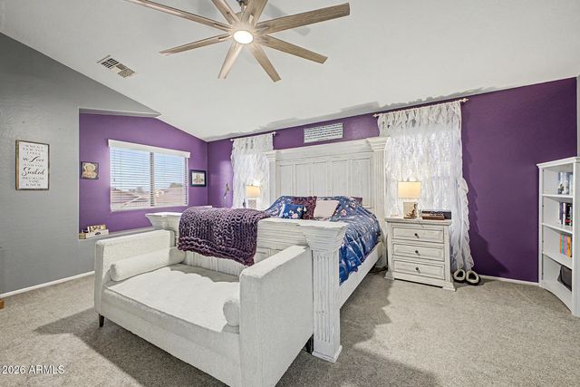879 W HOLSTEIN Trail, San Tan Valley, AZ 85143