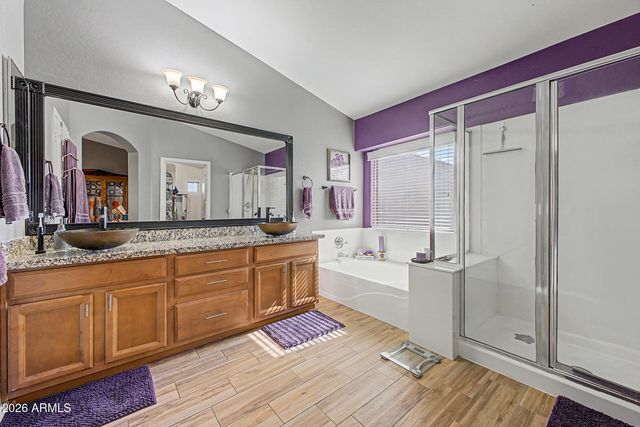 879 W HOLSTEIN Trail, San Tan Valley, AZ 85143