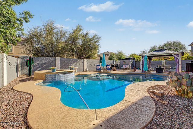 879 W HOLSTEIN Trail, San Tan Valley, AZ 85143