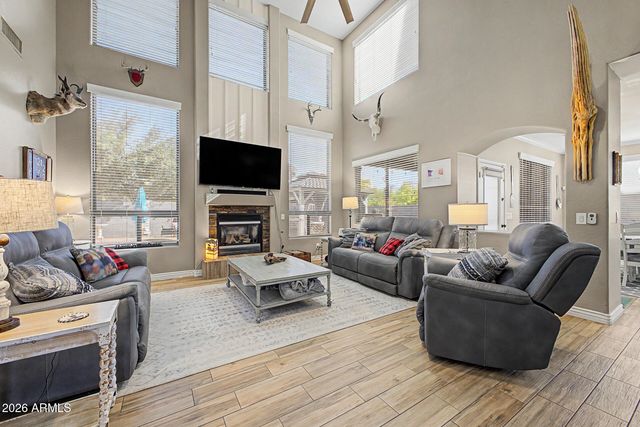 879 W HOLSTEIN Trail, San Tan Valley, AZ 85143