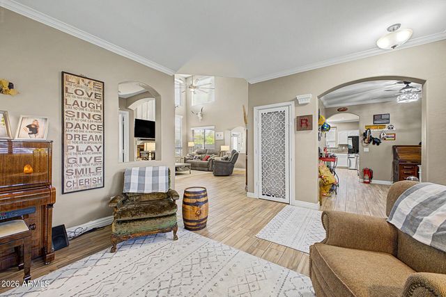 879 W HOLSTEIN Trail, San Tan Valley, AZ 85143