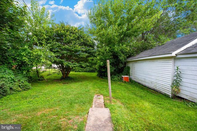 11029 LINCOLN AVE, Hagerstown, MD 21740