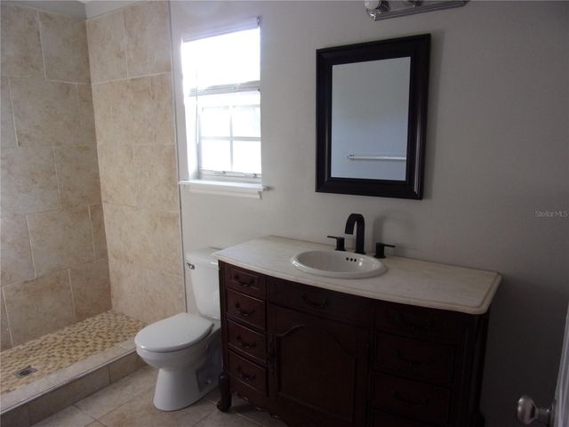 128 DOUGLAS ROAD W C, Oldsmar, FL 34677