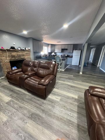 579 S Villa Street, Porterville, CA 93257