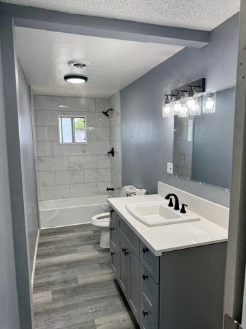 579 S Villa Street, Porterville, CA 93257