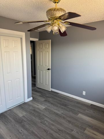 579 S Villa Street, Porterville, CA 93257