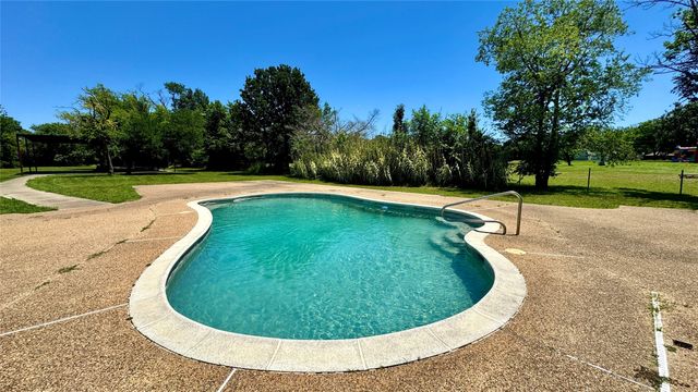 1118 Griffith Avenue, Terrell, TX 75160