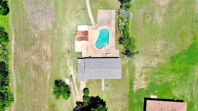 1118 Griffith Avenue, Terrell, TX 75160