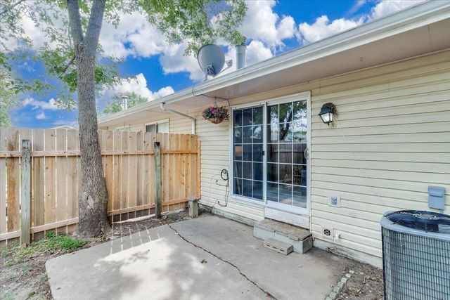 212 E Rosewood St, Rose Hill, KS 67133