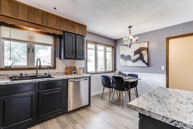 212 E Rosewood St, Rose Hill, KS 67133