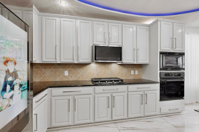 301 S Lynnwood TRL, Cedar Park, TX 78613