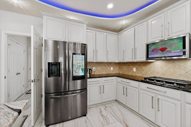 301 S Lynnwood TRL, Cedar Park, TX 78613