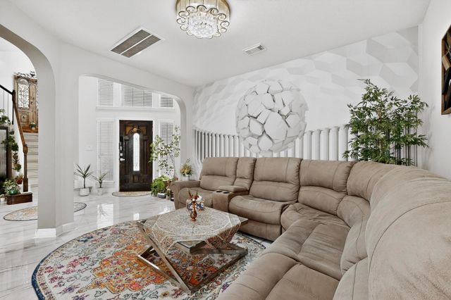 301 S Lynnwood TRL, Cedar Park, TX 78613