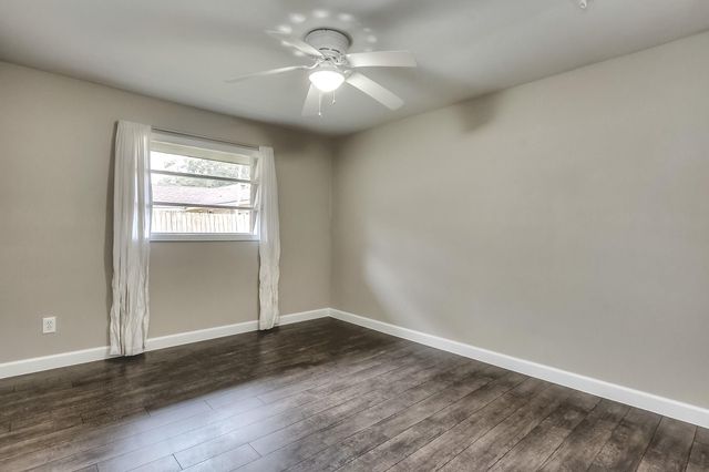 9006 Dunlap Street, Houston, TX 77074