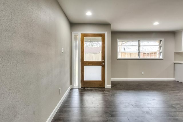 9006 Dunlap Street, Houston, TX 77074