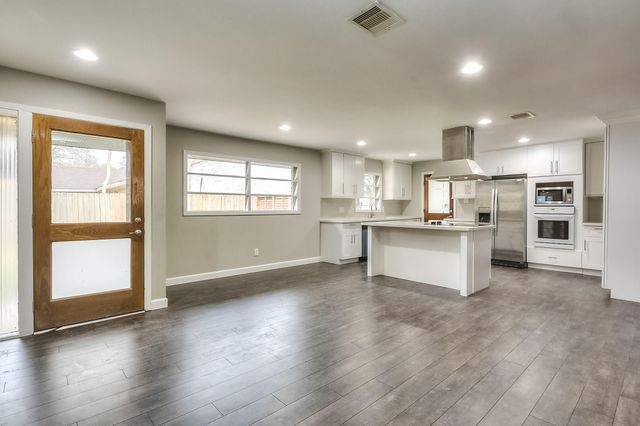 9006 Dunlap Street, Houston, TX 77074