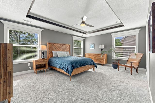 3627 NW 164th Street, Clive, IA 50325