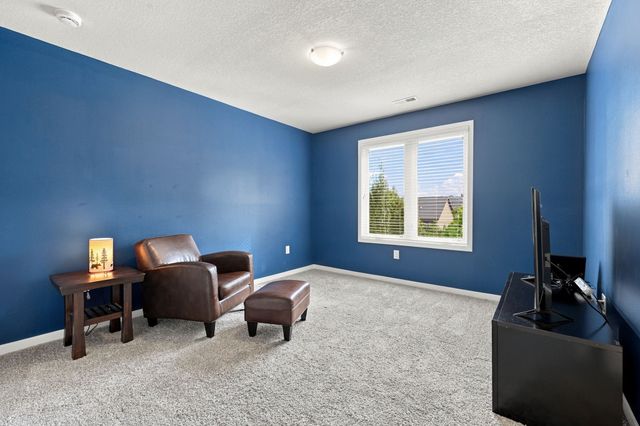 3627 NW 164th Street, Clive, IA 50325