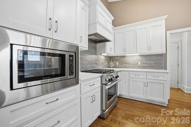 17206 Players Ridge Drive, Cornelius, NC 28031