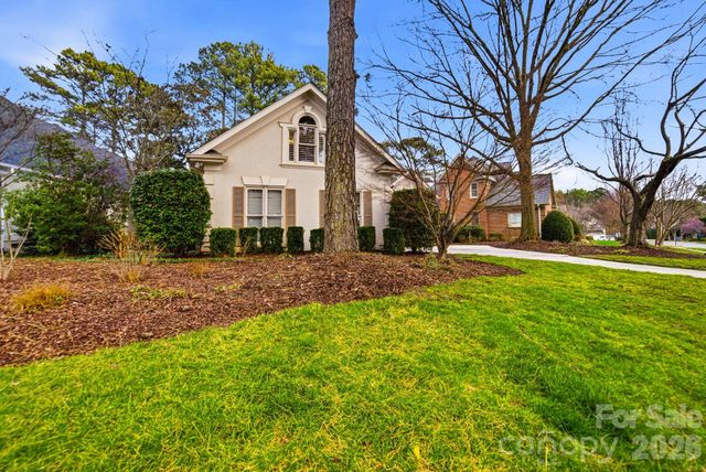 17206 Players Ridge Drive, Cornelius, NC 28031