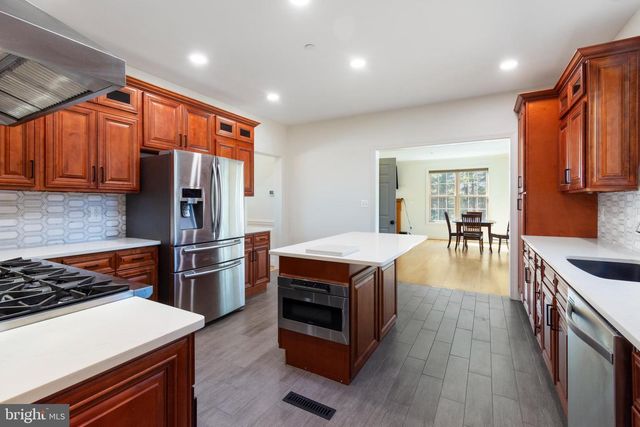 1131 ARNOLD RD, Westminster, MD 21157