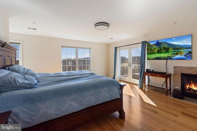 1131 ARNOLD RD, Westminster, MD 21157