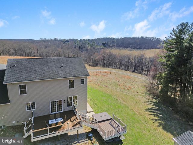 1131 ARNOLD RD, Westminster, MD 21157