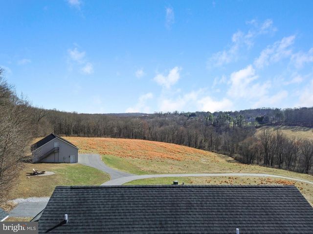 1131 ARNOLD RD, Westminster, MD 21157