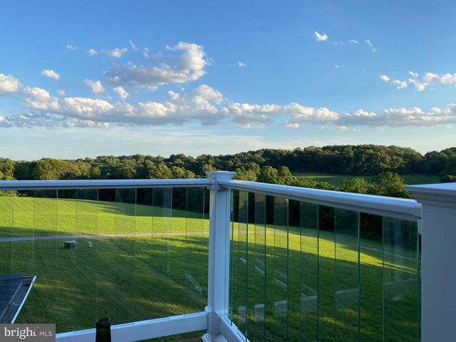 1131 ARNOLD RD, Westminster, MD 21157