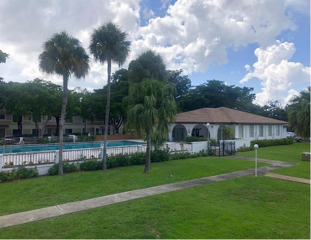 2710 Riverside Drive 203-a, Coral Springs, FL 33065