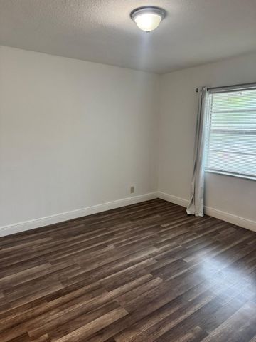 2710 Riverside Drive 203-a, Coral Springs, FL 33065