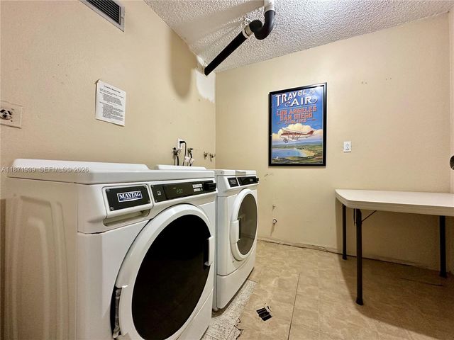 2771 Taft Street 302, Hollywood, FL 33020