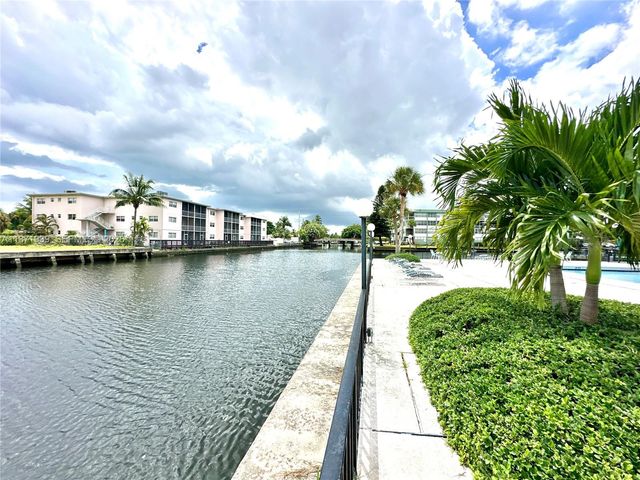 2771 Taft Street 302, Hollywood, FL 33020