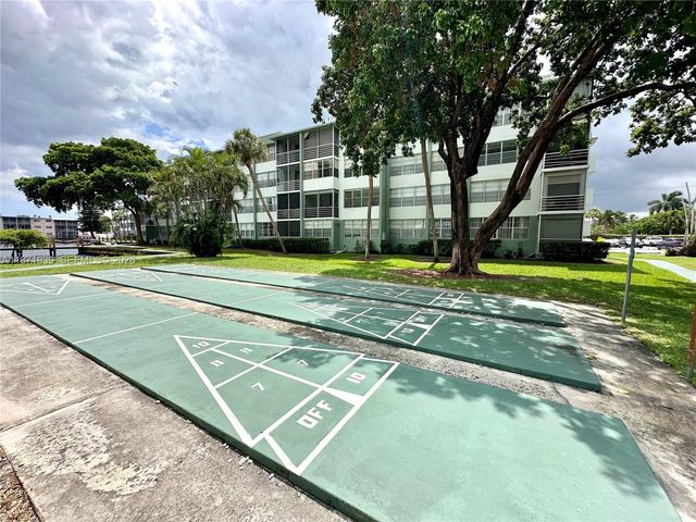 2771 Taft Street 302, Hollywood, FL 33020