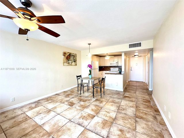2771 Taft Street 302, Hollywood, FL 33020