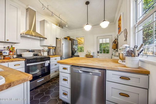 1268 WOLFE Street, Jacksonville, FL 32205