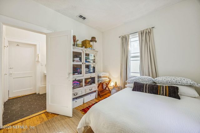 1268 WOLFE Street, Jacksonville, FL 32205