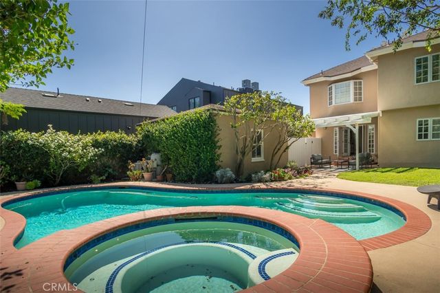 4122 Wilkinson, Studio City, CA 91604