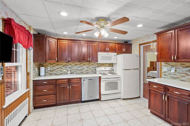 449 Mineola Boulevard, Williston Park, NY 11596