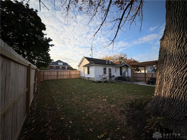 301 S Jefferson Street, Pitsburg, OH 45358